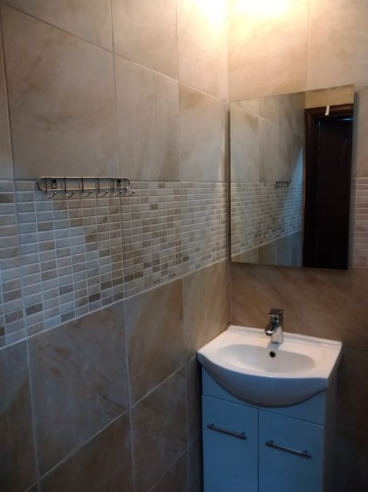 Дава се под наем Двустаен апартамент в Пловдив, Южен - 55 кв.м за 320 € - Снимка #9