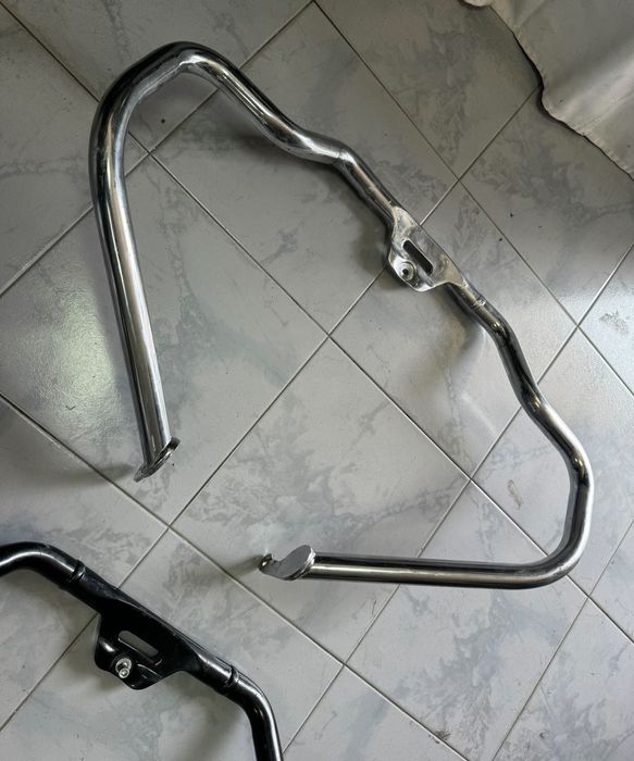 OEM оригинален Ролбар / crash bar за Harley Davidson Softail