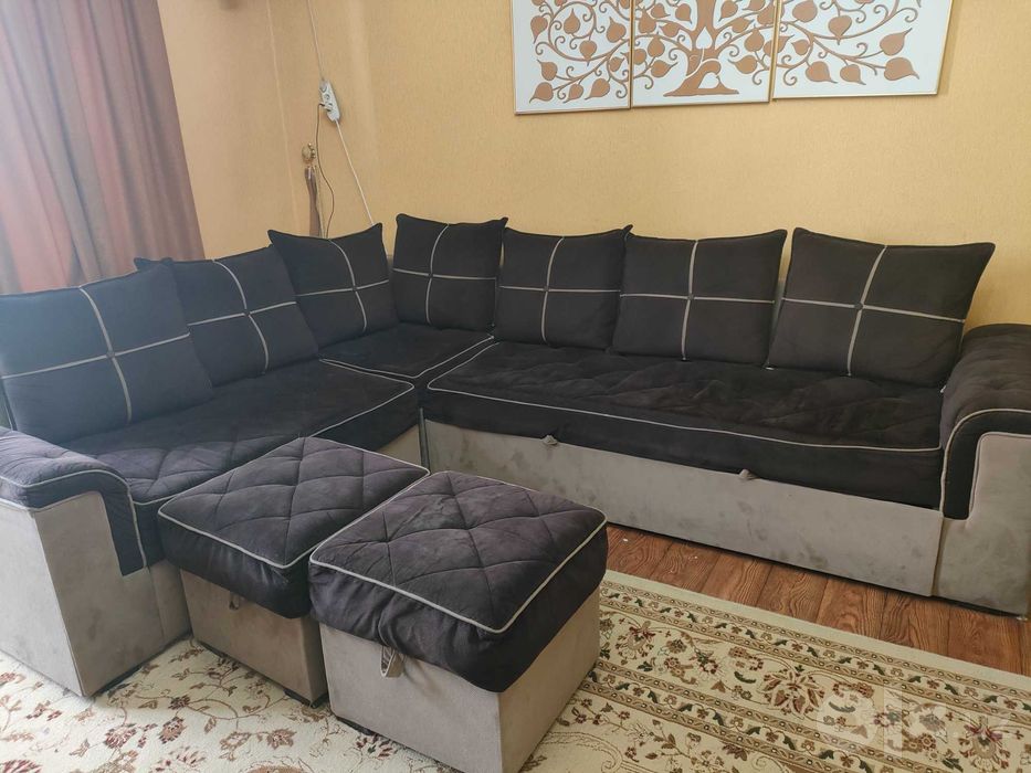 Диван раскладной с пуфиками б/у