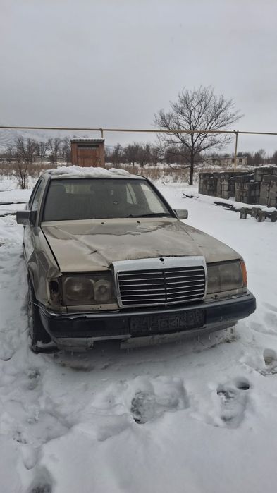 Мерс 124 объем 23