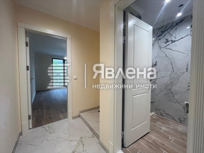 Двустаен апартамент