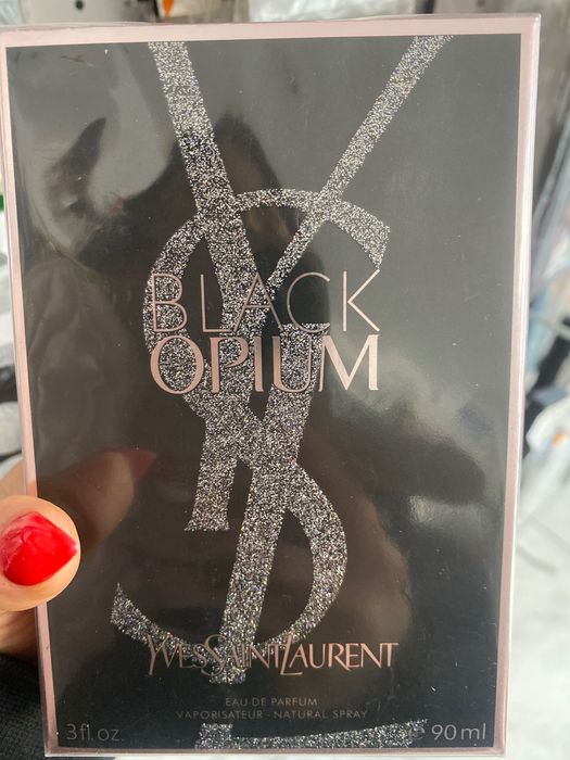 Scandal , Black opium , Nuha, Kiss