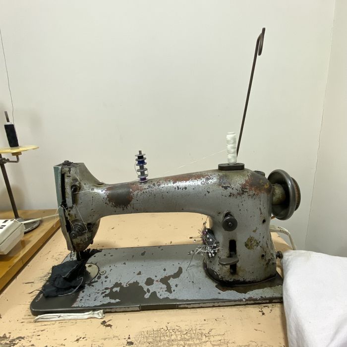 Продаётся швейная машинка и оверлок