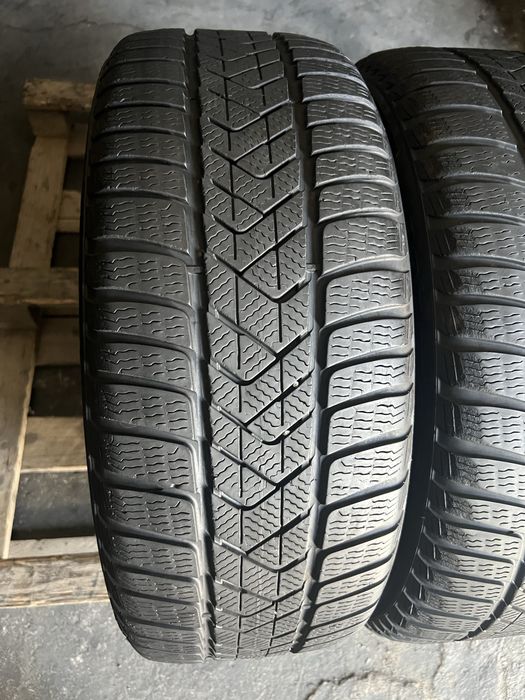 2 anvelope iarna 225/50/17 Pirelli Runflat 2024!