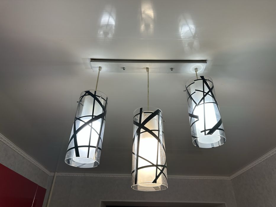 Продам разрые люстры б/у