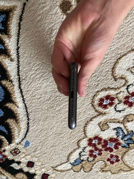 Айфон 11 сатылады