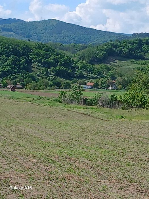 Teren intravilan  6.400 mp  - pentru constructie, pietris sau balta - Paraul lui Mihai  - intre Alba Iulia si Vintu de Jos