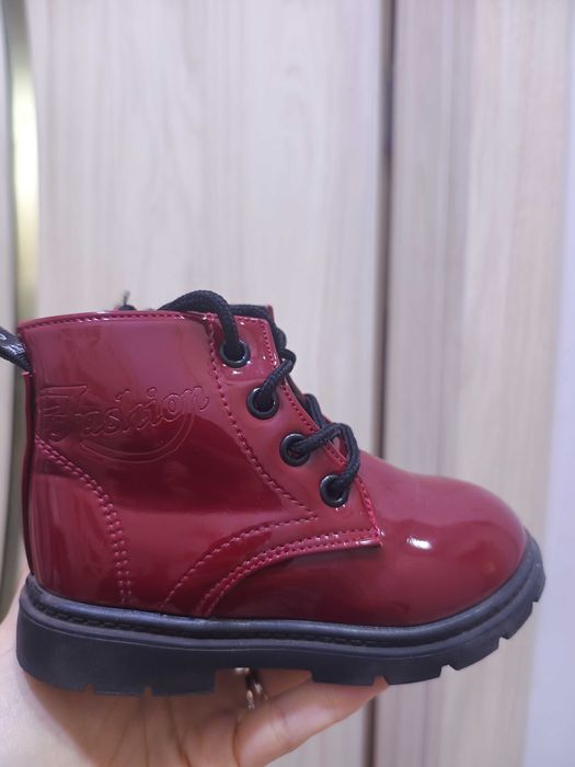 Детски боти за момиче