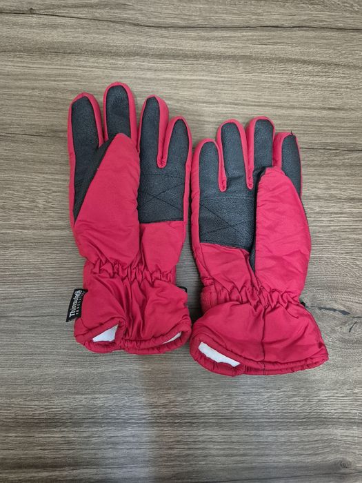 Manusi de ski roșii