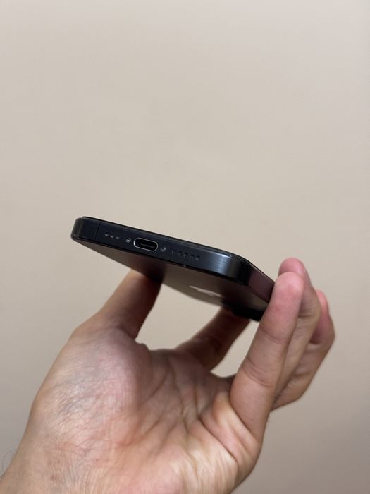 Iphone 15 Pro. 128гб