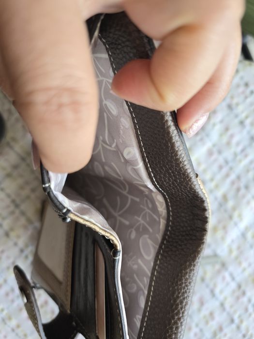 Нов дамски портфейл Анеке