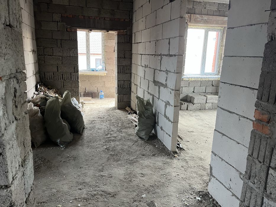 продам большой дом