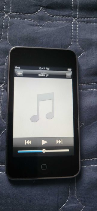 iPod 8Gb Model A1288 fuctional