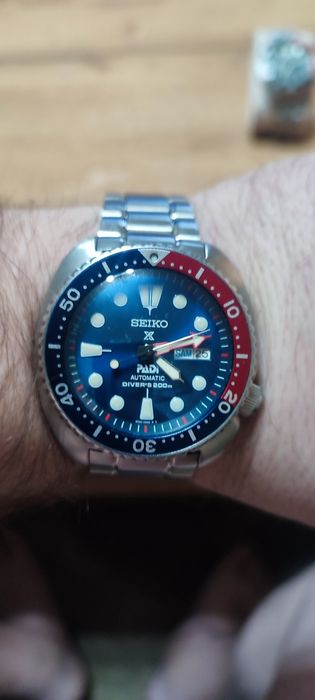 Продаю Часы InVicta и SEIKO Механика.