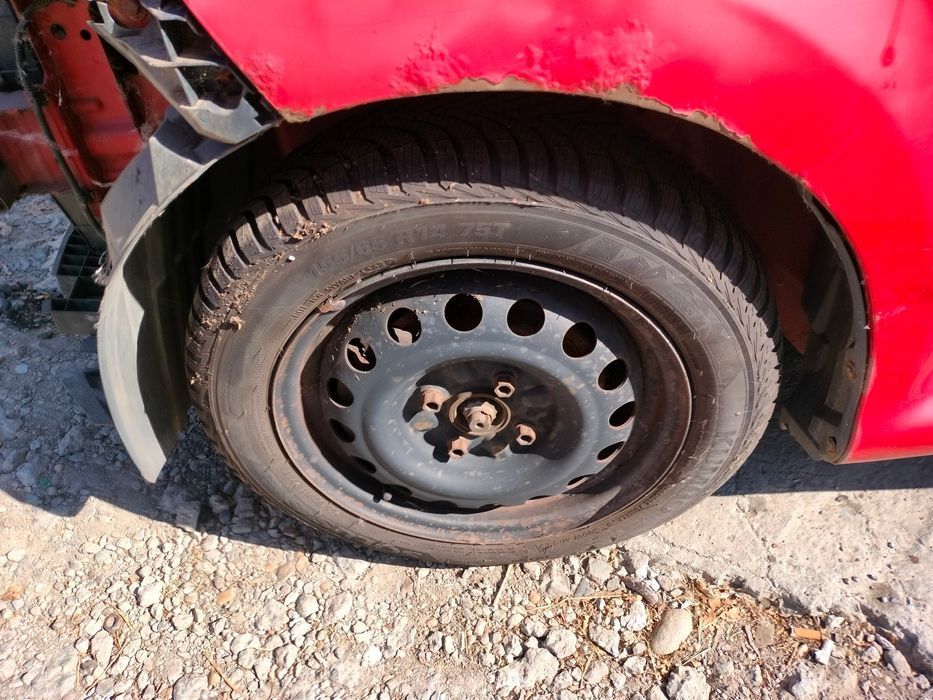 Dezmembrari Toyota AYGO (2005-) 1.0 (KGB10) Benzina