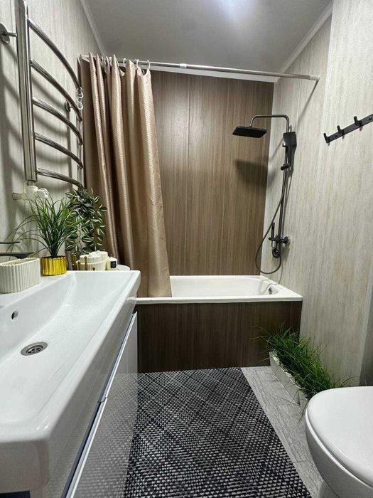 Срочна Сдается кв в Шайхантахур Ул Караташ 3 комнаний Новостройка