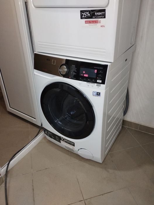 Пералня със сушилня AEG Series9000 Термопомпа