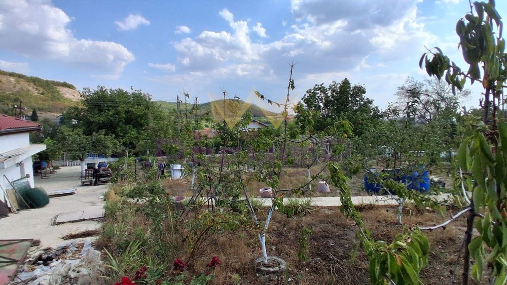 Продава се Къща в с. Кипра, Област Варна - 300 кв.м за 600 €/кв.м - Снимка #10