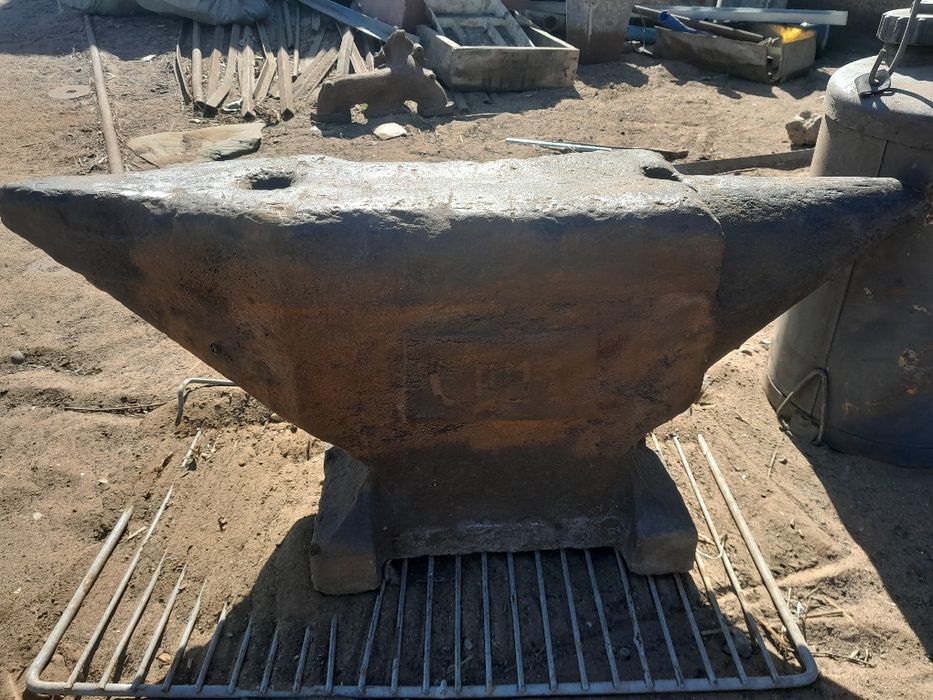 Продам наковальная тос