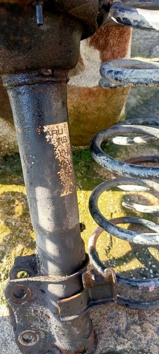 Задни амортисьори самонивилиращи за Субару Форестър!