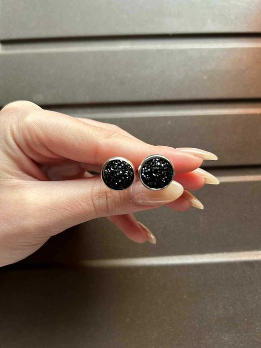 Нови дамски обици - различни видове