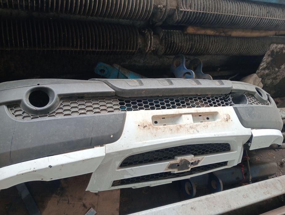 Бампер от Нива Шевроле