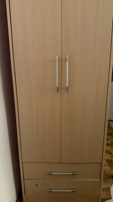 Продам шкаф в детскую