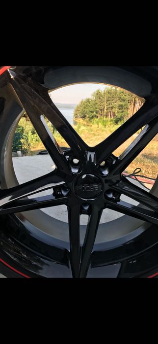 Гуми с Джанти 20 цола дизаинерски 245/35/20 джанти Foks