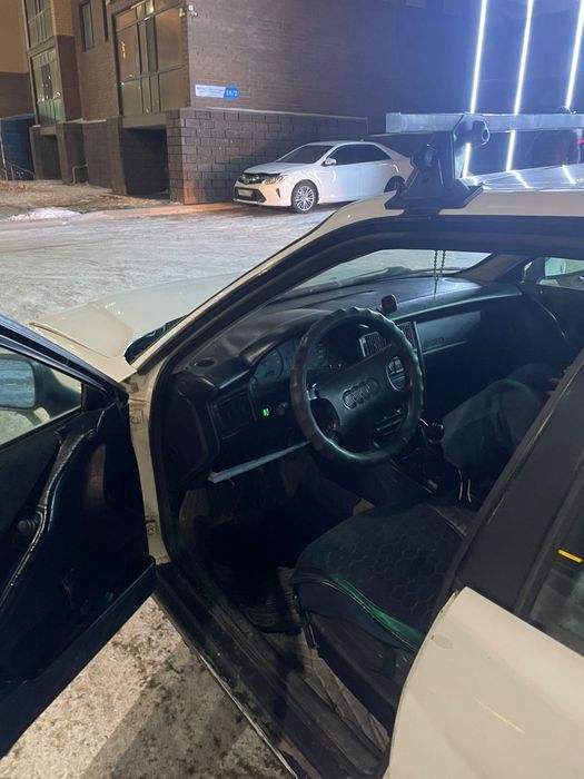 Продам ауди 80 б4