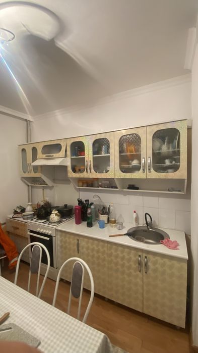 Кухонные гарнитура