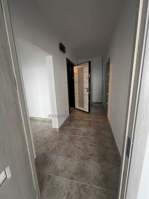 Продава се Тристаен апартамент в Шумен, Център - 65 кв.м за 1805 €/кв.м - Снимка #9