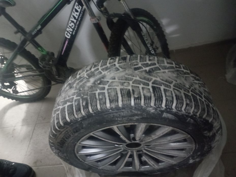 Диски с резиной стояли на БМВ е39