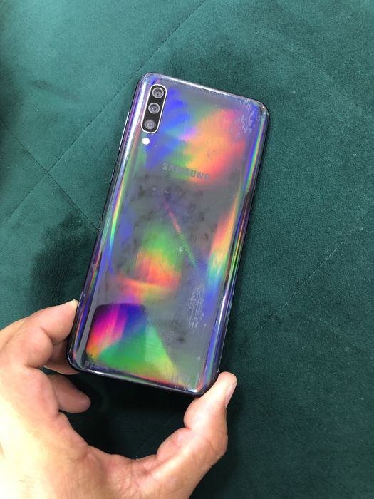 Samsung a50 64 gb holati alo