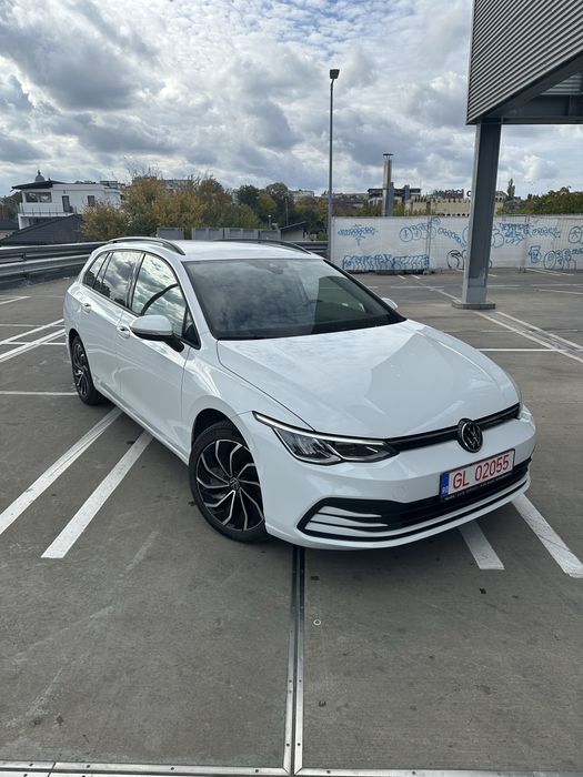 Vand Golf 8 Life, 2022, 2.0 diesel, 116 cp, automat 7+1, km 155.000