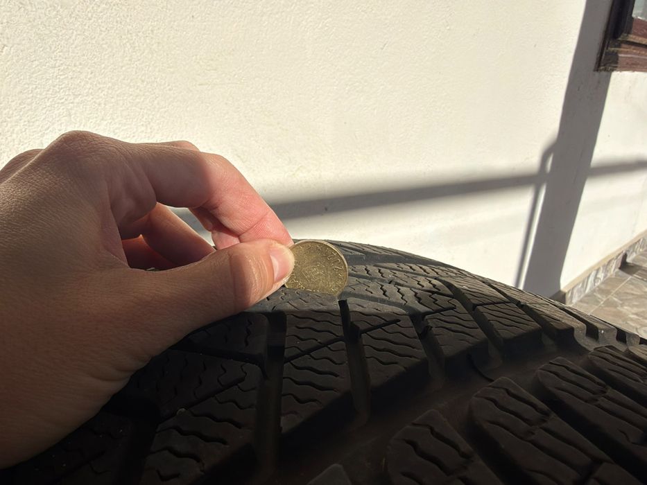 Pirelli iarna 245 40 18
