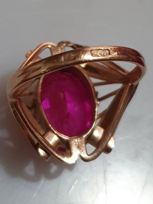 Кольцо     паук.