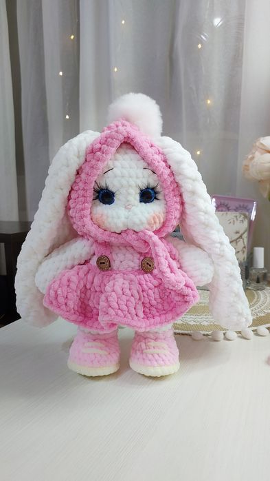 Вязаный зайчик игрушка на подарок