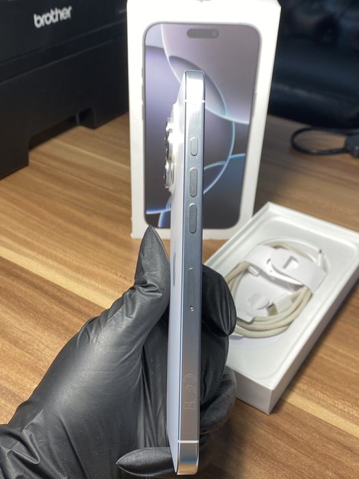 iPhone 16 Pro Max • 256 GB • White Titanium