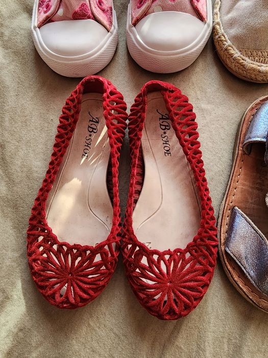 Сандали,  еспадрили , балеринки и кецове за 12 лв