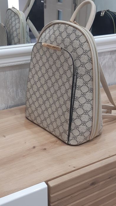 Дамска раница еко кожа