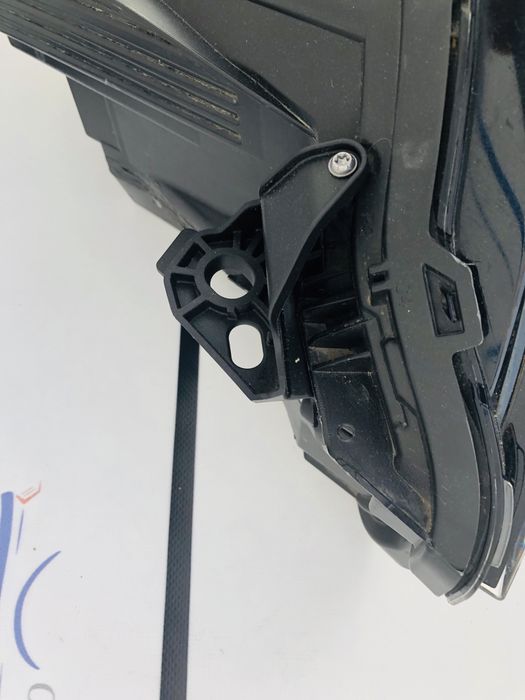 Far stânga Full Led Peugeot 3008/5008  după 2020 cod 9836230680