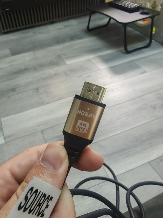 2 cabluri hdmi 2.0 15m fiecare, teoretic pot fi unite având amplificator la 30m, bonus extensie USB 2.0 activ Type A masculin-feminin repetor – 10m