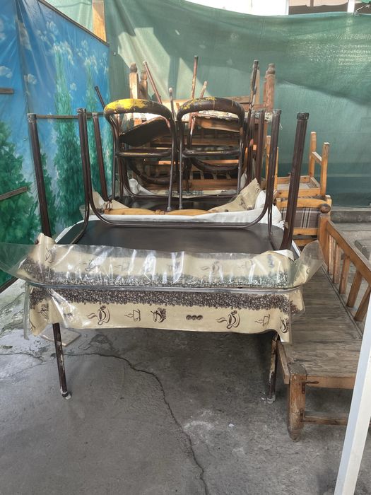 Стол стул сотилади