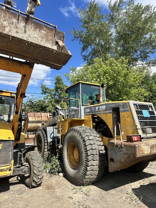 Продам фронтальный погрузчик ZL 50