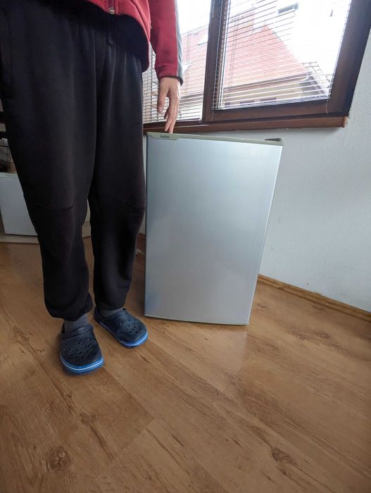 Мини хладилник с вътрешна камера Conegliano MR-85 – 75л (Сребрист)