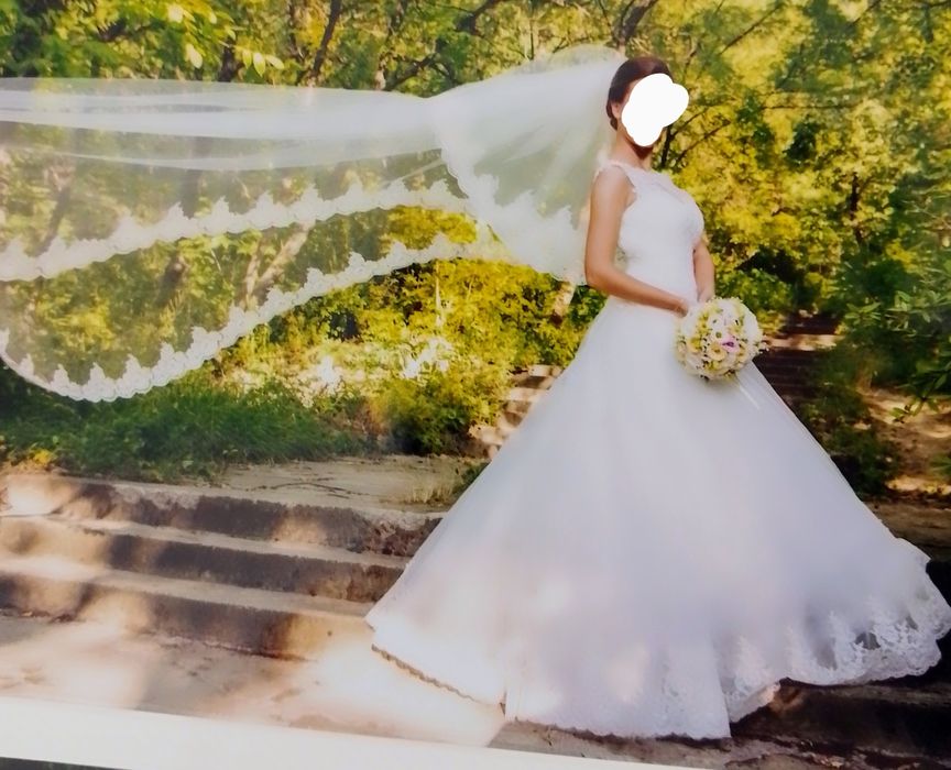 Булчинска рокля.