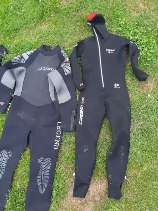 Vând costum neopren