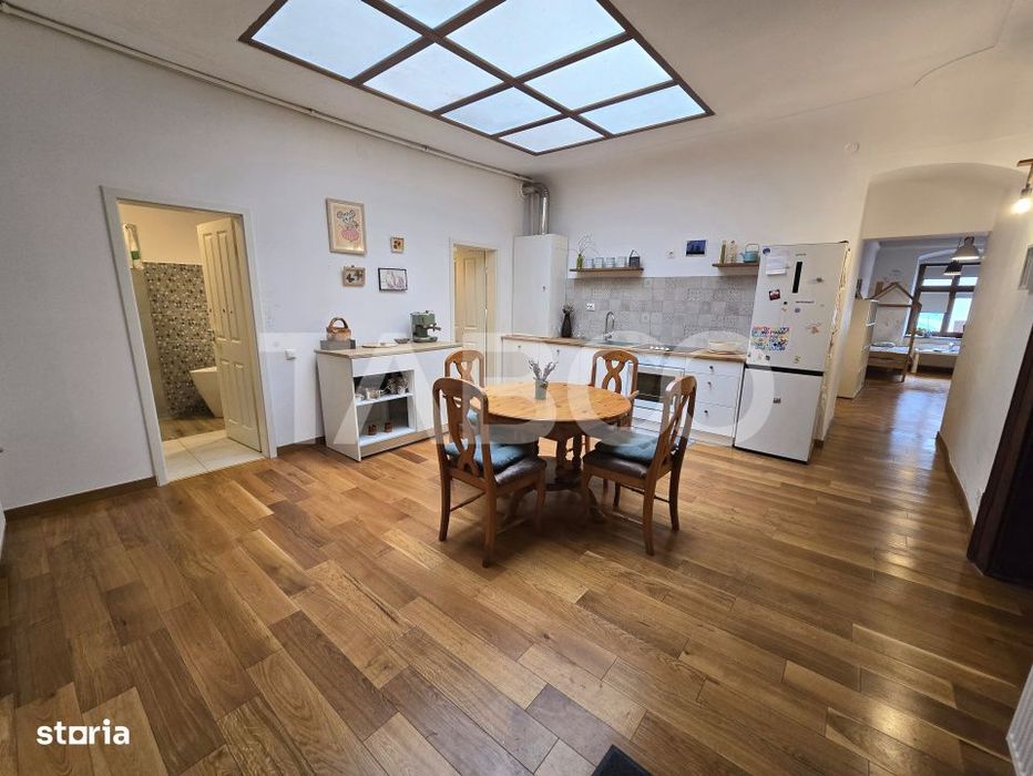 Apartament decomandat de vanzare cu pivnita in Centrul Istoric Sibiu — fotografia 3
