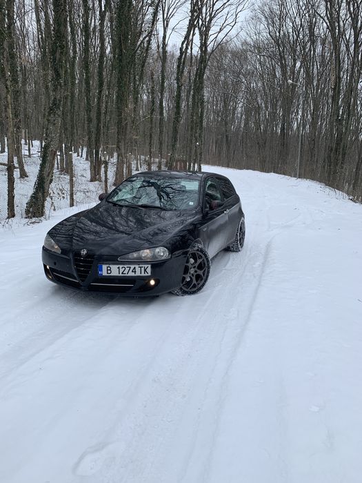Продавам алфа ромео 147