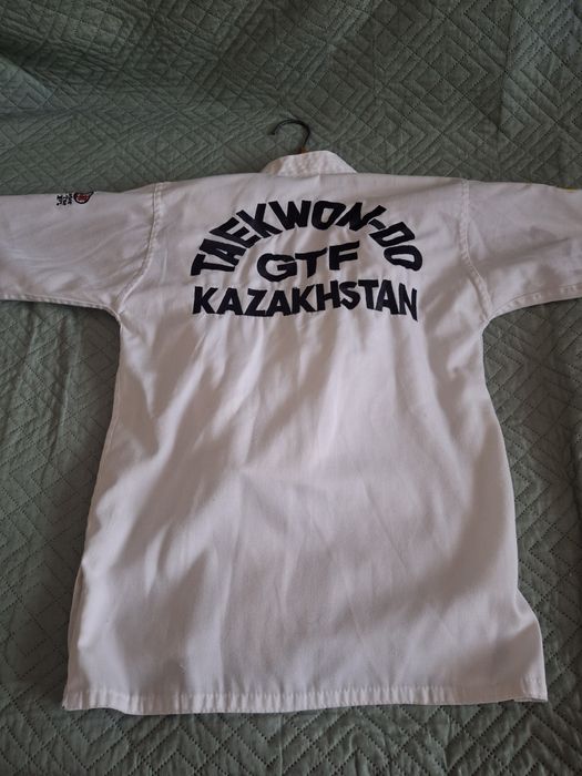 Спортивный костюм